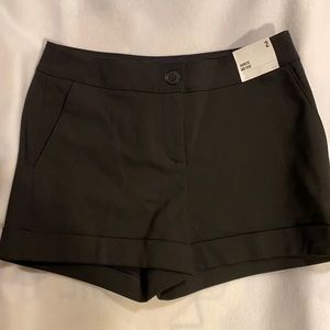 Black mid rise Express Shorts